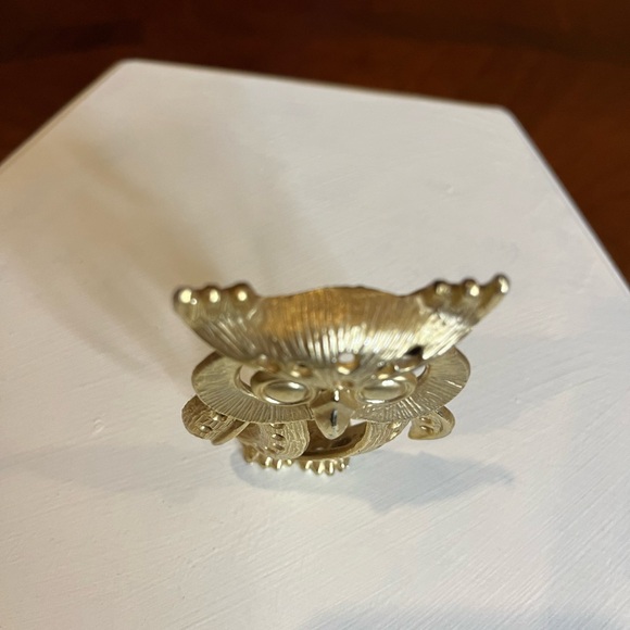 3.5” Vintage Brass Owl Earring Holder - Picture 5 of 7